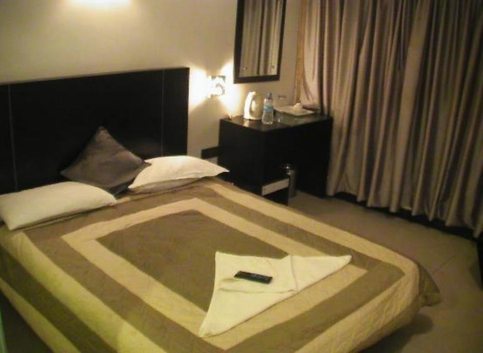 Hotel T.A.P. Gold Crest Bangalore Camera foto
